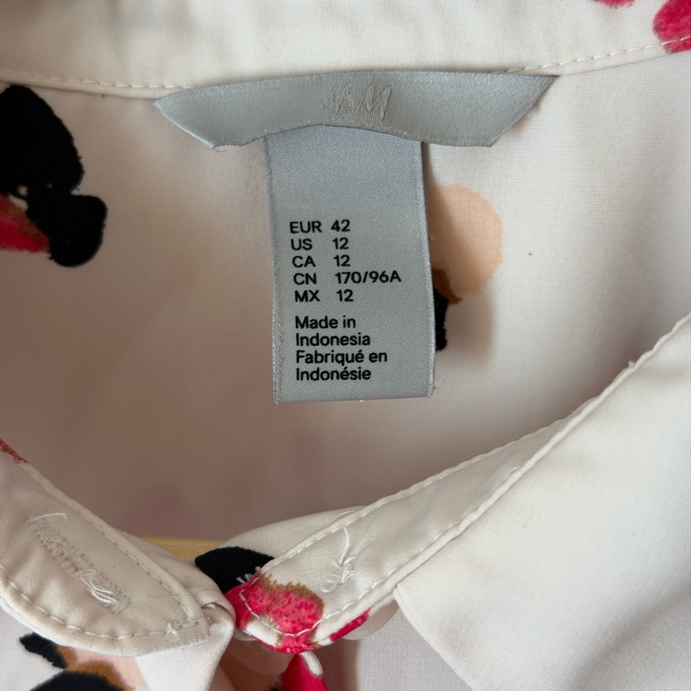 H&M Cream and Pink Patterned Shirt - Picture 3 of 4